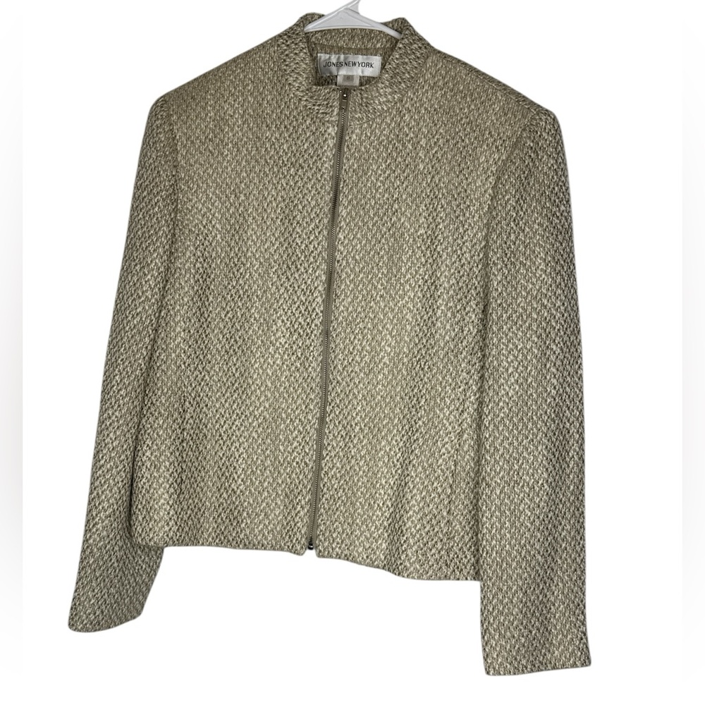 Jones New York Woven Blazer in Beige